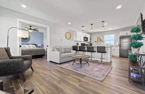 Washington County House | Country Club Cottages - 1703