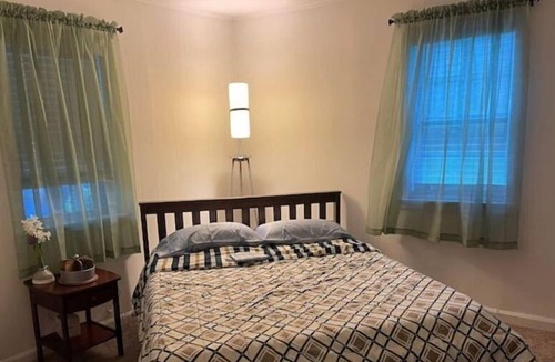Cartersville House | Country Cottage - Butterfly Crossing