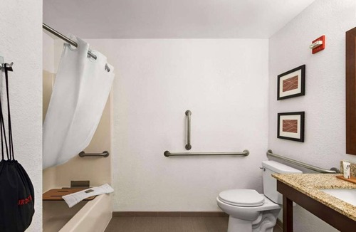 Stillwater Hotel | Country Inn & Suites by Radisson Stillwater MN