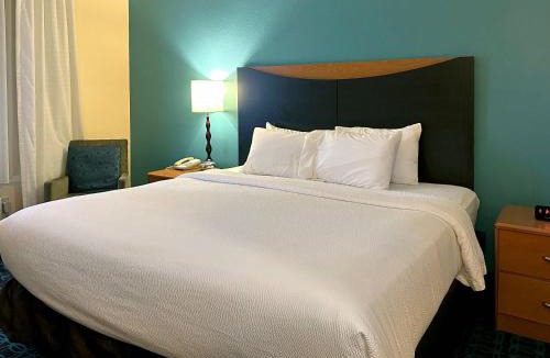 Bismarck Hotel | Country Inn & Suites by Radisson, Bismarck-Mandan