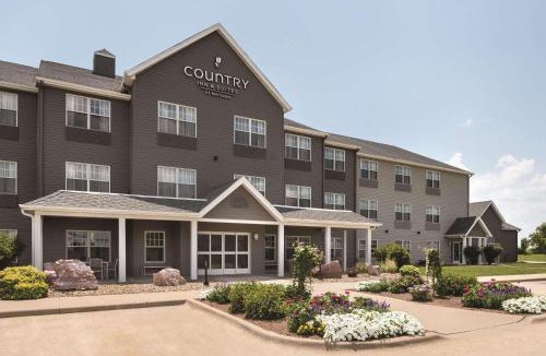 Pella Hotel | Country Inn & Suites by Radisson, Pella, IA