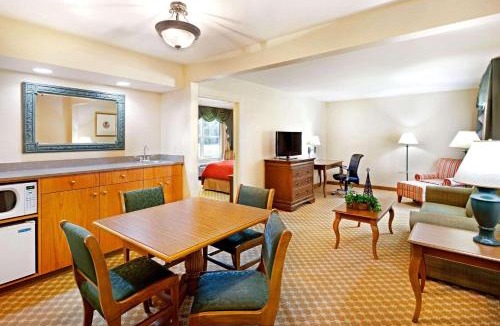 Spry Hotel | Country Inn & Suites by Radisson, York, PA
