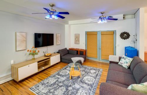 Clifton House | Countryside Cottage on 5 Acres! Easy Commute to DC
