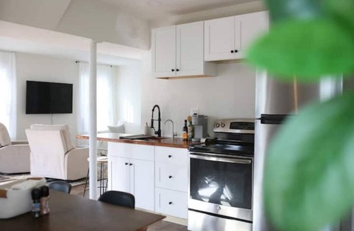 Lovettsville Apartment | Countryside Two Bedroom Apartment
