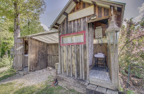 Rogersville Apartment | Couple's Retreat w/Creek Access in Rogersville