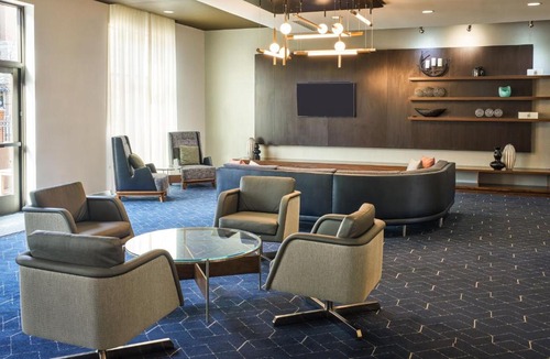 Glassboro Hotel | Courtyard by Marriott Glassboro Rowan University