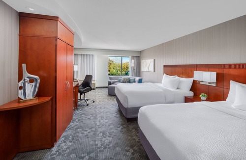 North Wales Hotel | Courtyard by Marriott Philadelphia Montgomeryville