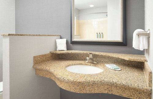 Alcoa Hotel | Courtyard Knoxville Airport Alcoa