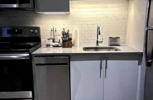 Hackensack Apartment | Cozy 1-bedroom apartment with AC, WiFi in charming Hackensack