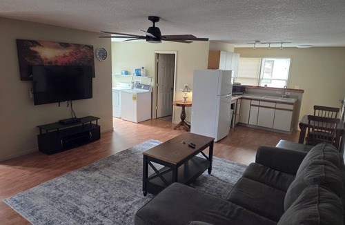 Camanche Apartment | Cozy 1-bedroom apartment in pleasant Camanche with AC. On the Mississippi River
