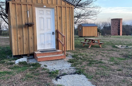 Daviess County Cabin | Cozy 1-bedroom cabin in peaceful Jameson with AC