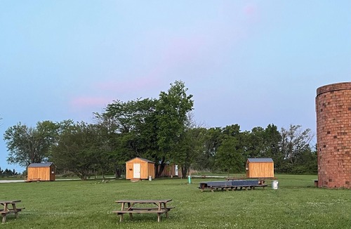 Daviess County Cabin | Cozy 1-bedroom cabin in peaceful Jameson with AC