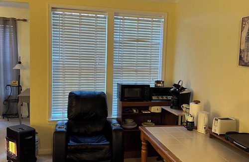 Ashburn Apartment | Cozy 1-bedroom studio type living in tranquil Broadlands with AC & private bath.