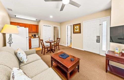 Fairfield Harbour House | Cozy 1st floor condo with golf course view