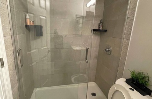 Ellicott City Apartment | Cozy 2-bedroom apartment in charming Ellicott City with AC