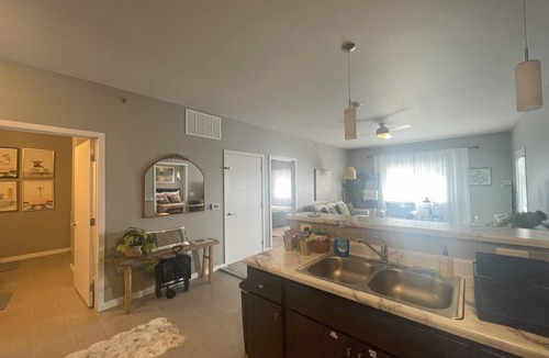Sioux Falls Apartment | Cozy 2-bedroom apartment in peaceful Sioux Falls with pool and gym
