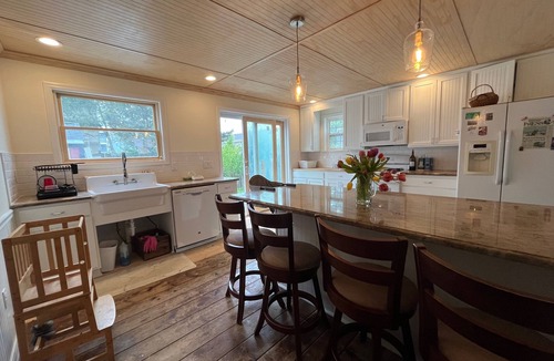 Ship Bottom Apartment | Cozy 2 bedroom Apartment Half block to beach, Front deck, Fenced in backyard.