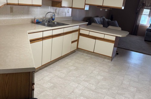Redfield Apartment | Cozy 2-bedroom apartment in peaceful Redfield with WiFi