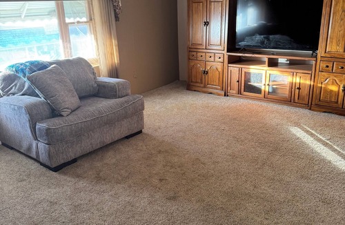 Redfield Apartment | Cozy 2-bedroom apartment in peaceful Redfield with WiFi