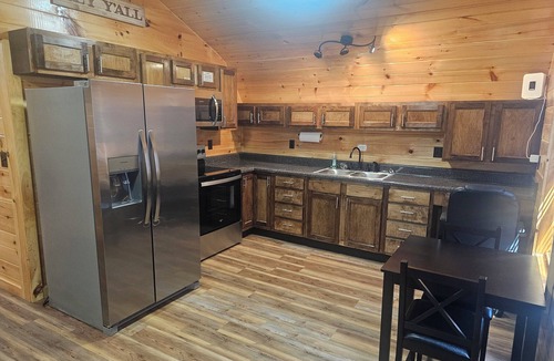 LaFayette House | Cozy 2-bedroom barn in pleasant LaFayette with AC