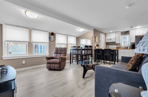 Ortley Beach House | Cozy 2-bedroom cottage in gorgeous Seaside Park with AC