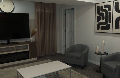 Owings Mills House | Cozy 2-bedroom Guest Suite in wonderful Owings Mills.