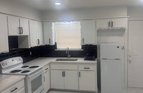 Moore House | Cozy 2-bedroom house in serene Moore with AC comfort