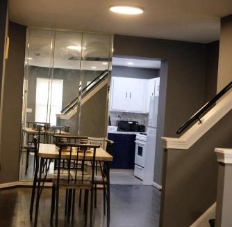 South Philadelphia House | Cozy 2 BR home in South Philly - Easy City Access