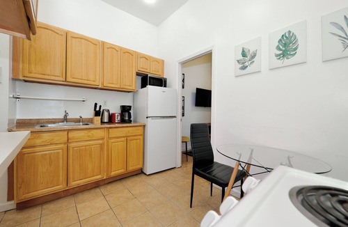 Bowery Condo | Cozy 2BR Apt in LES/Steps to Soho&Chinatown