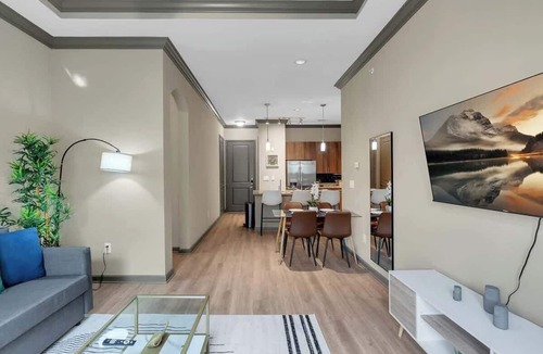 Brady Arts District Apartment | Cozy 2BR Near BOK Center - Gym, Pool, Pet Friendly