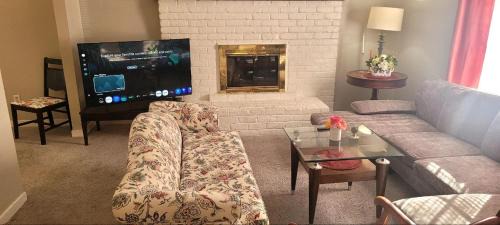 Richmond Apartment | Cozy 3-Bedroom Ground-Level Apartment close to Short Pump Mall