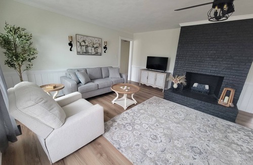 Sedley House | Cozy 3-bedroom house in charming small town Sedley