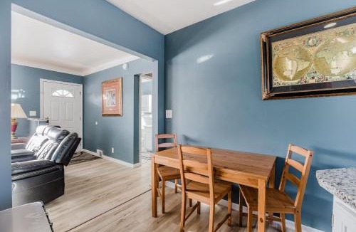 Oakdale Apartment | Cozy 3BR Home in Oakdale with BBQ & Private Patio!