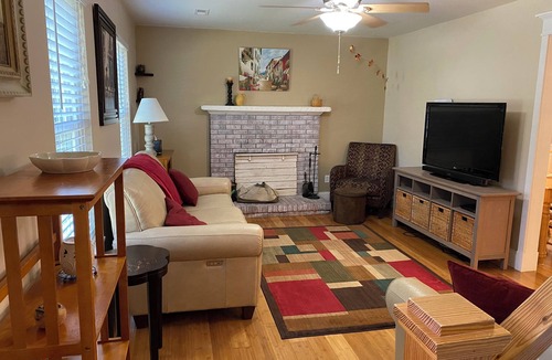 Mint Hill House | Cozy 4-bedroom house on Cul-de-Sac in Mint Hill