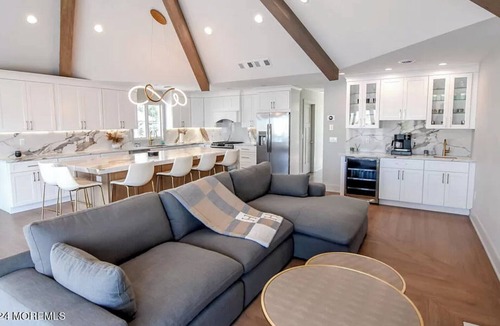 Ortley Beach House | Cozy 4-bedroom house with WiFi, AC in enjoyable Ortley Beach on the Bay