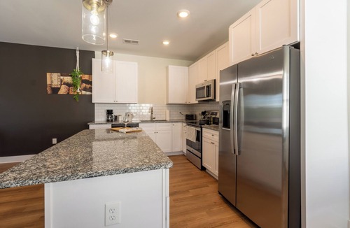 Wilmington Apartment | Cozy Airbnb in Wilmington! Enjoy this charming space with modern amenities, close to downtown, beach