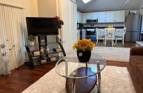 Sioux City Apartment | Cozy Balcony apartment in Morningside