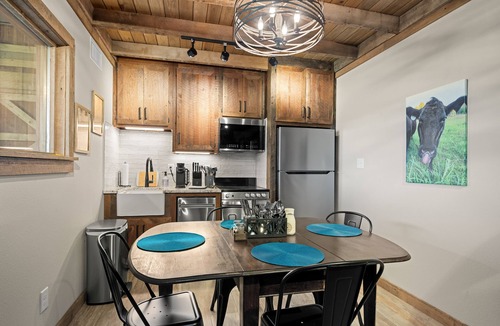 Dover House | Cozy Barn Apartment