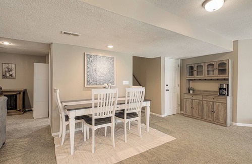 Smithville House | Cozy Basement Suite near Smithville lake and Paradise Golf Course