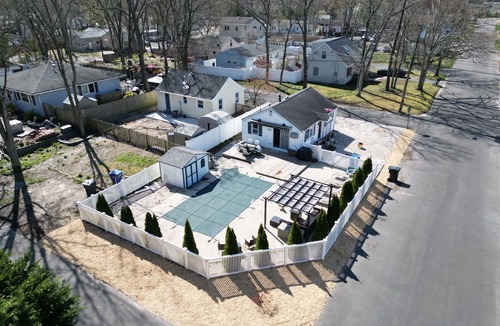 Toms River House | Cozy beach retreat with in ground pool just 7 minutes from seaside heights