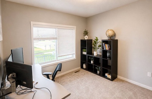 Byron House | Cozy & Bright 4Bed and Home