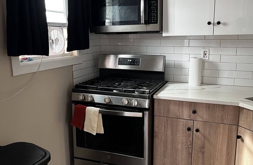 East New York Apartment | Cozy Brooklyn Stay