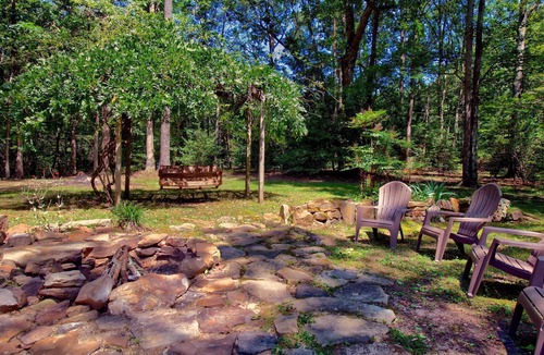 Rising Fawn Cabin | Cozy Cabin In The Woods