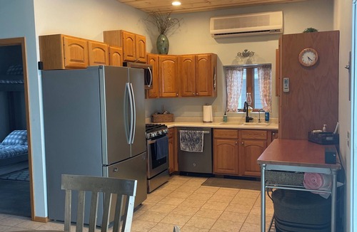 Watertown House | Cozy Cabin on Lake Kampeska!