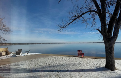 Watertown House | Cozy Cabin on Lake Kampeska!