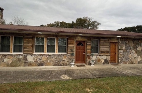 Dalton House | COZY CABIN
