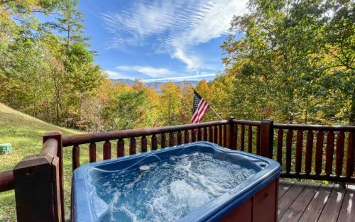 Gatlinburg Villa | Cozy Cabin