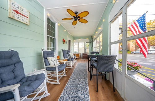 Ocean Grove Apartment | Cozy Chic Apt 2 Blocks to Beach & Main Ave | Kitchenette | Near Asbury Boardwalk