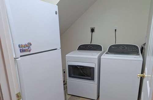 Millville Apartment | Cozy Coastal Charmer 10 Minutes to Bethany Beach