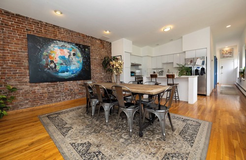 SoHo Apartment | Cozy & Comfy 1BR Apartment in SoHo!